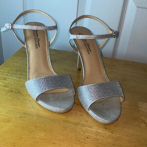 Badgley Mischa Silver Glitter Heels Pumps Straps Open Toe Special Event 9W